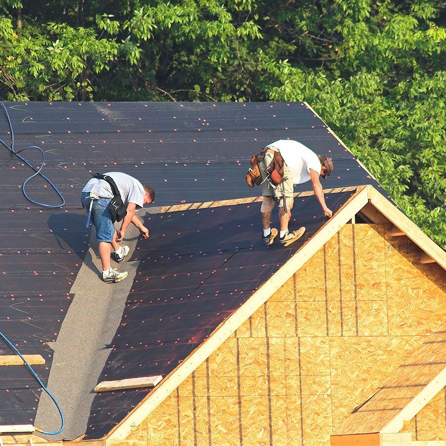 3 Qualities of Commercial Roofers | Tichenor Inc.